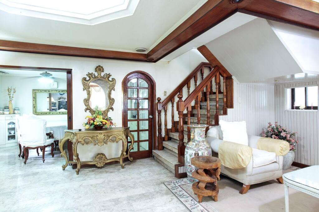 Big House In Quezon City Manila Exterior photo