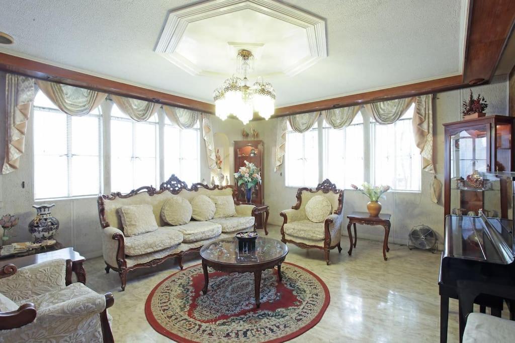 Big House In Quezon City Manila Exterior photo