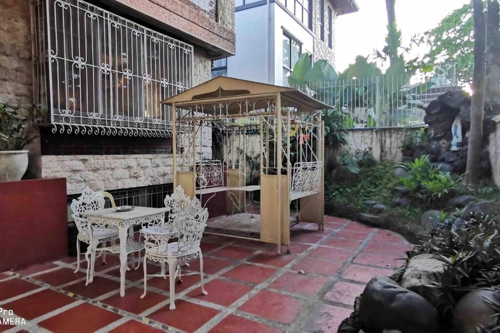 Big House In Quezon City Manila Exterior photo